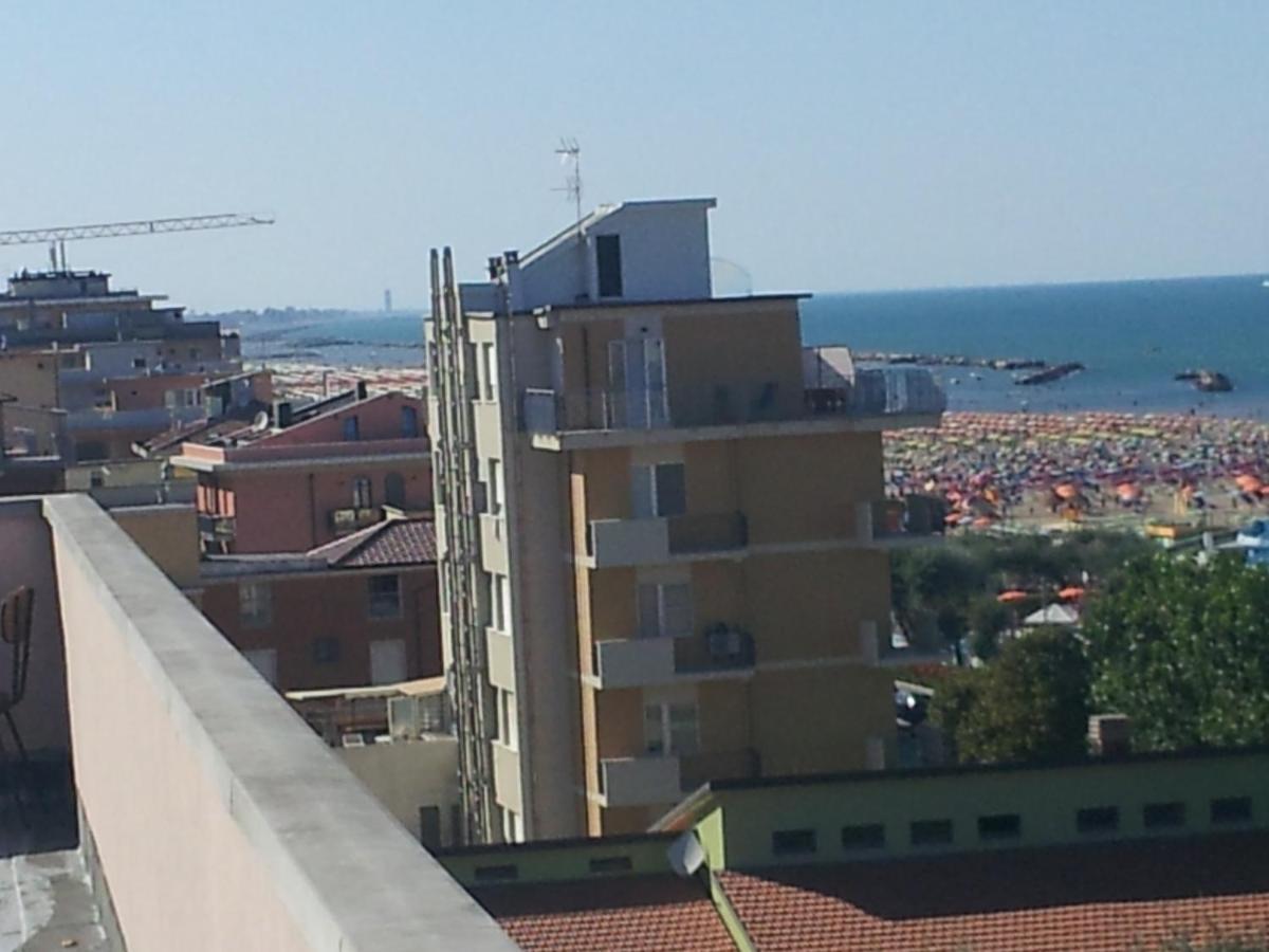 Hotel Euromar Rímini Exterior foto